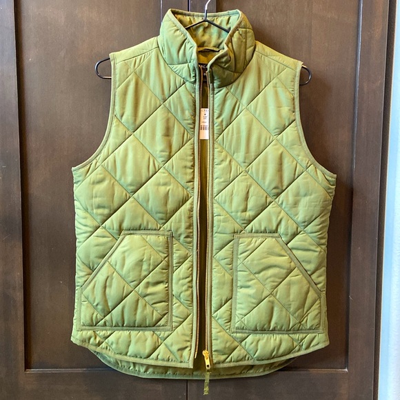 NWT, JCrew Mercantile Vest, Size Small - Picture 4 of 4